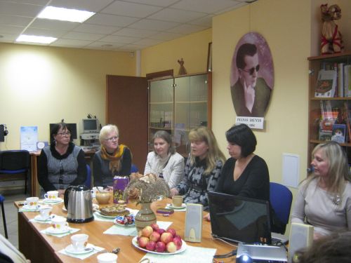 Nuotraukoje - Svečiai iš Latvijos aklųjų sąjungos
